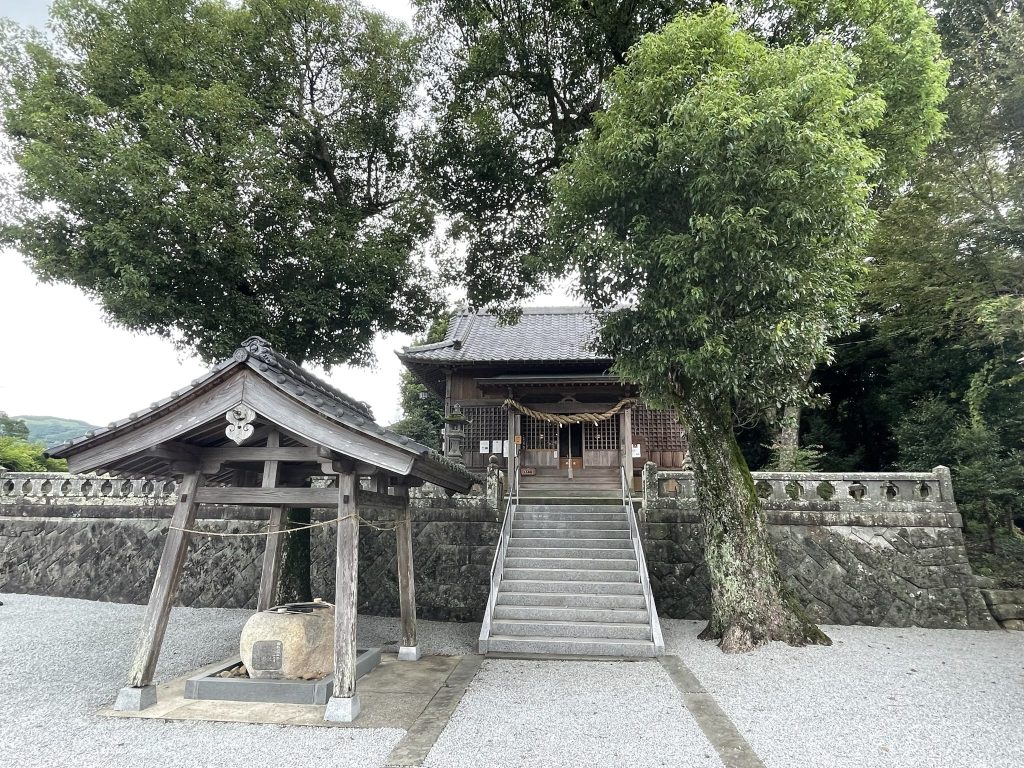 伊万里白山神社